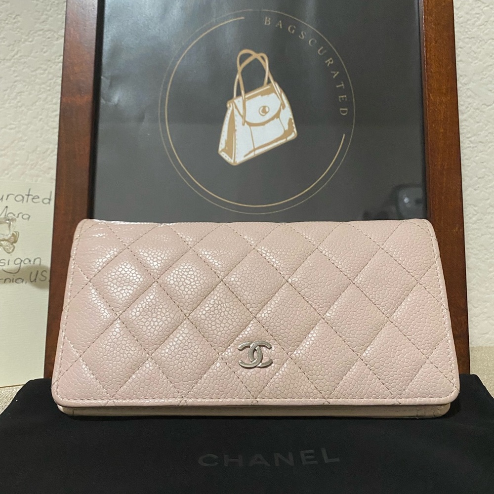 CHANEL Lambskin Quilted Yen Wallet
